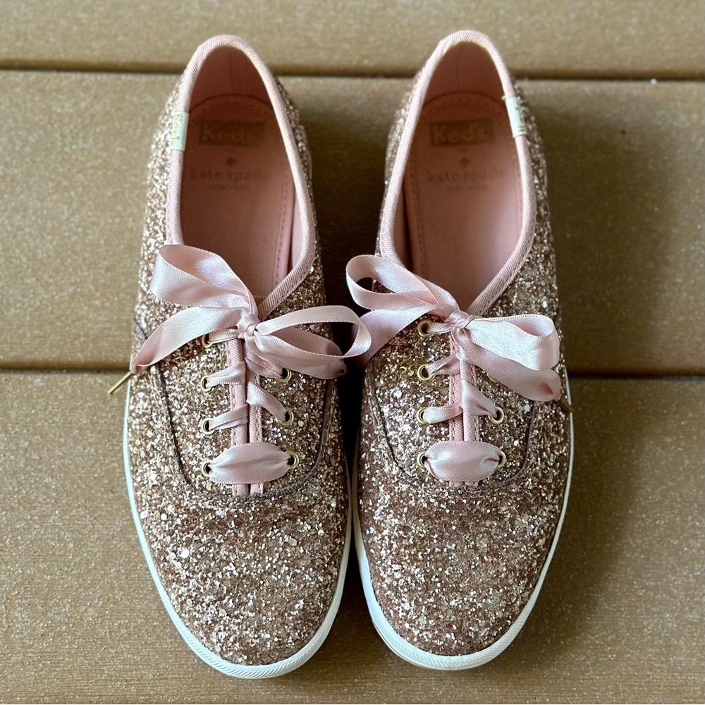 Keds Kate Spade Rose Gold Glitter size 8. Excellent, like new condition!